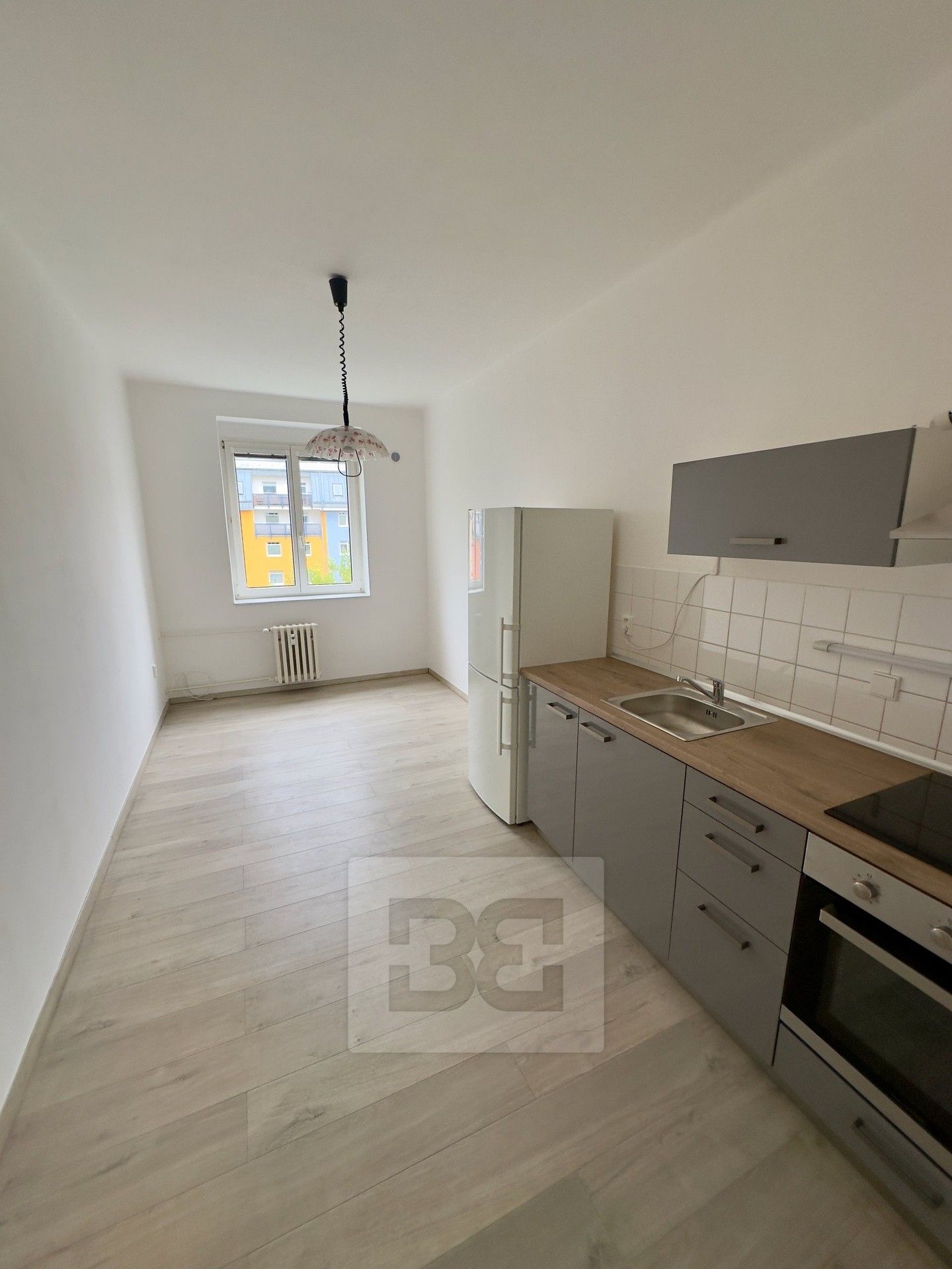 Pronájem byt 2+kk - Podnádražní, Praha, 46 m²