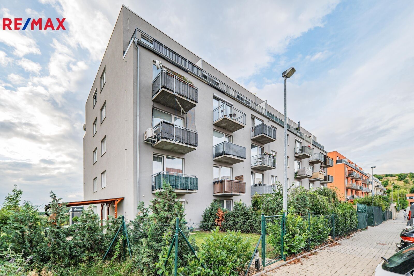 Pronájem byt 2+kk - Ječná, Hostivice, 56 m²