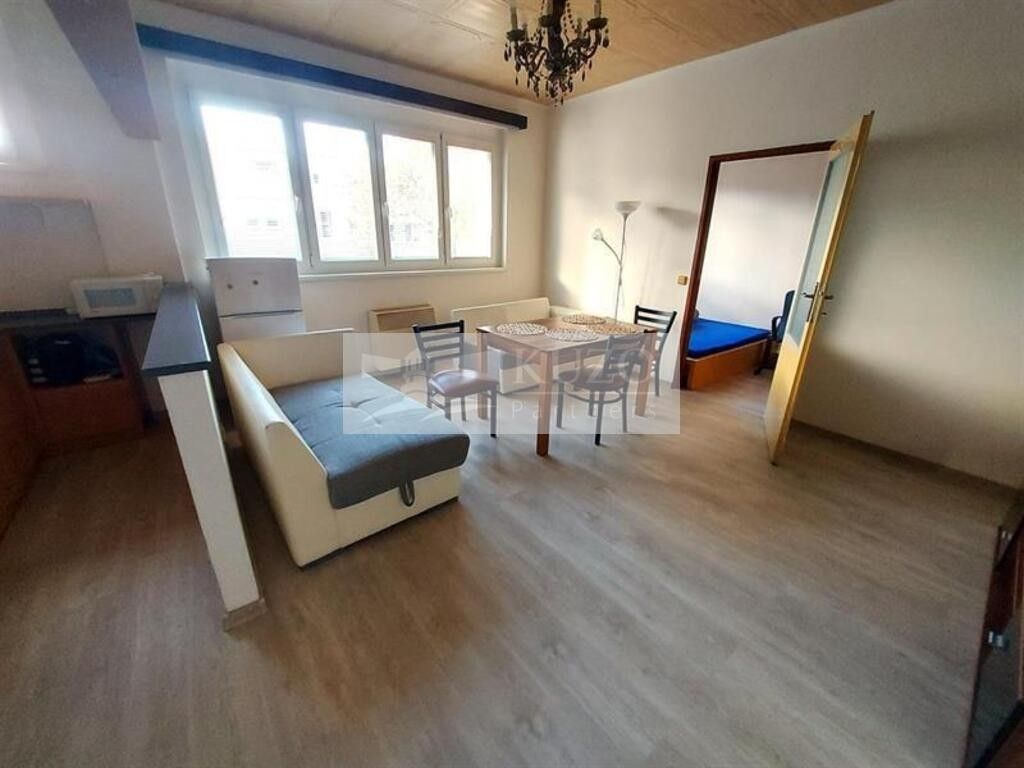 2+kk, Mládeže, Praha, 41 m²