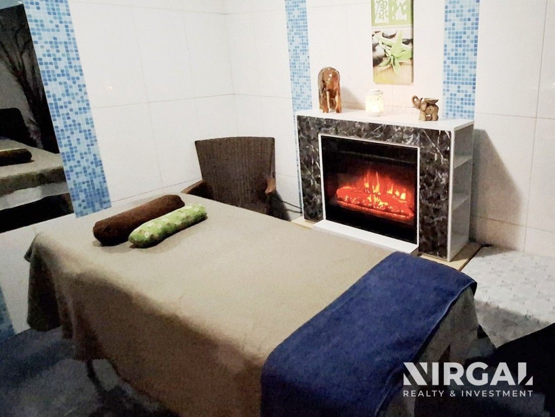 Pronájem komerční - Vršní, Praha, 118 m²