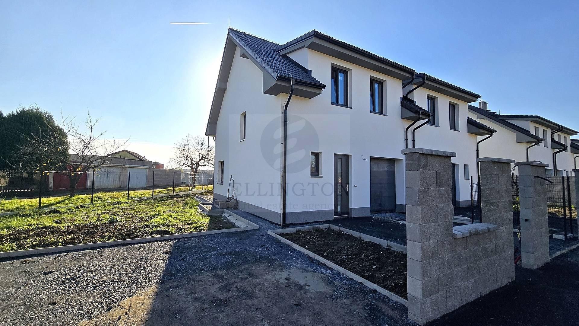 Prodej rodinný dům - Přerov nad Labem, 126 m²