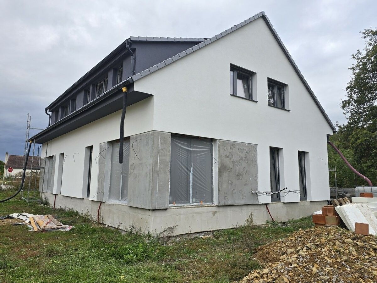 Prodej dům - Malíkovice, 273 77, 150 m²