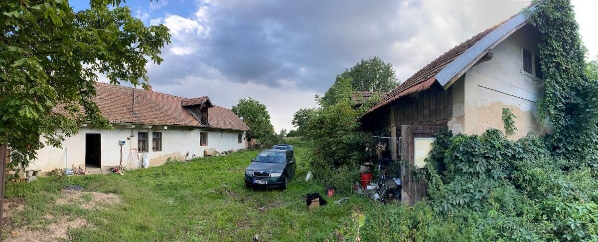 Prodej rodinný dům - Křinec, 289 33