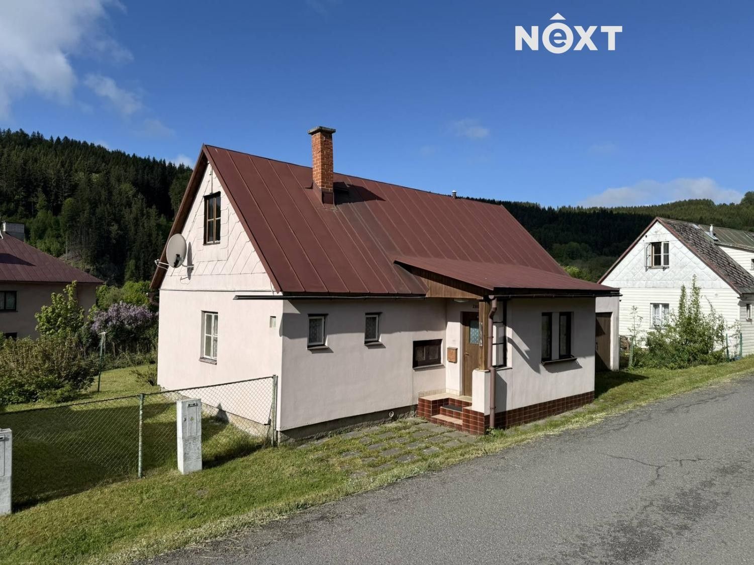 Rodinné domy, Poniklá, 90 m²