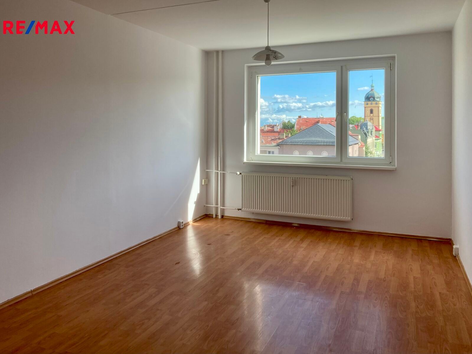 Pronájem byt 1+1 - Smetanovy sady, Jirkov, 40 m²