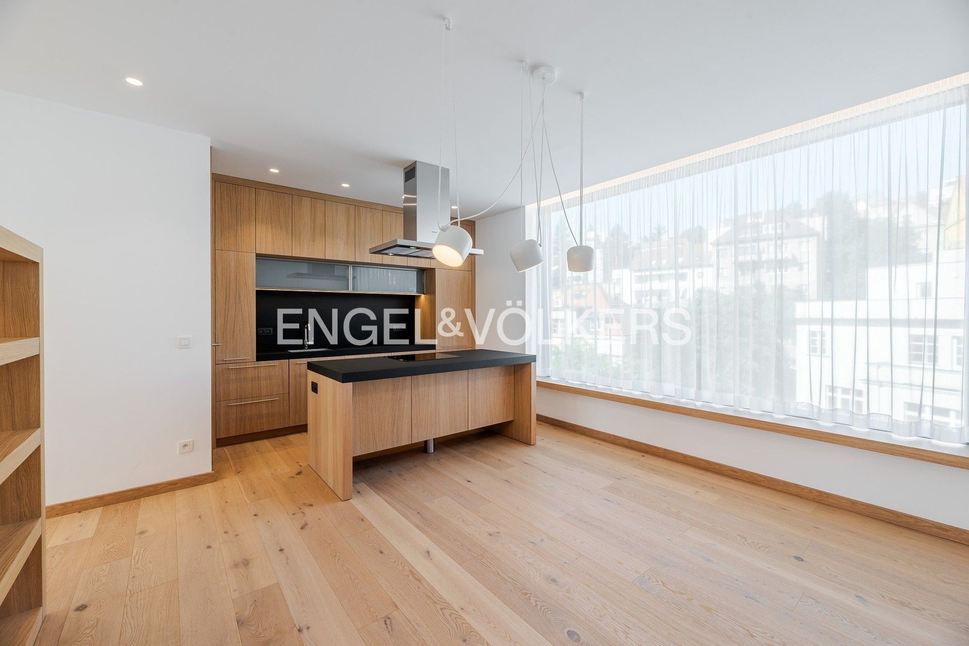 4+kk, Valčíkova, Praha, 138 m²