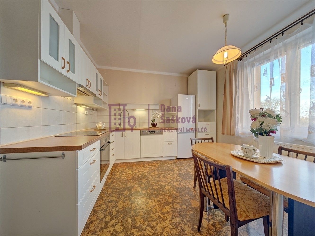 4+1, Kosmonautů, Jindřichův Hradec, 87 m²