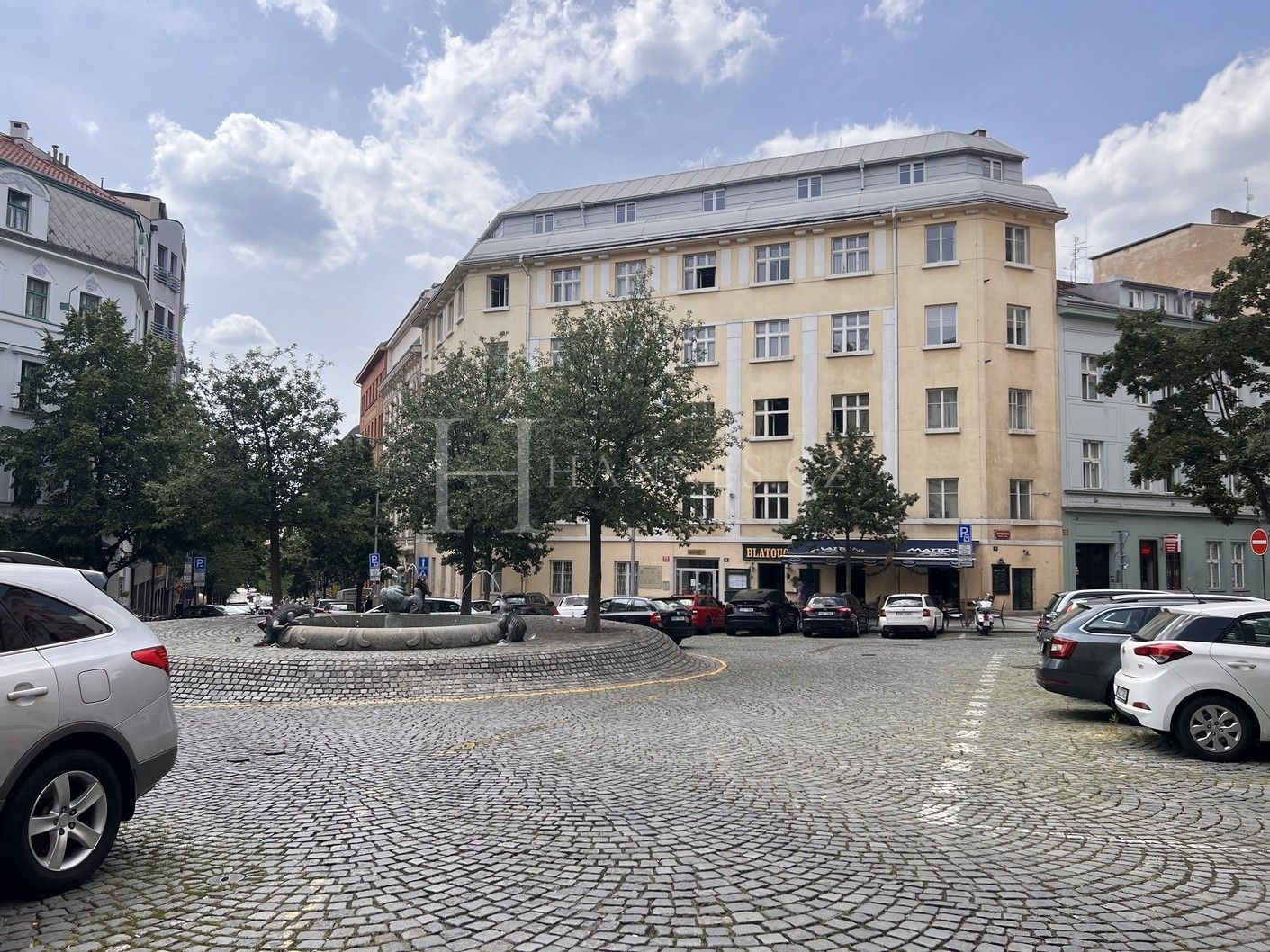 Prodej činžovní dům - Záhřebská, Praha, 1 042 m²