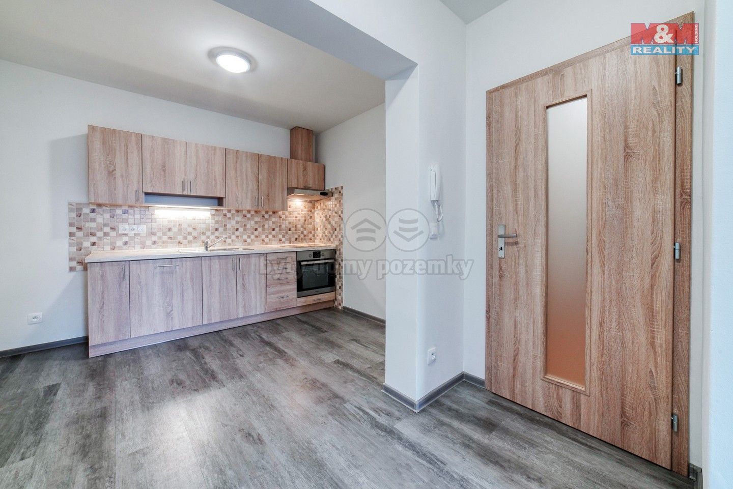 2+kk, Petra Bezruče, Velká Hleďsebe, 52 m²