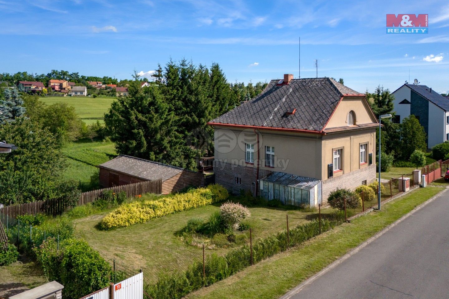 Prodej rodinný dům - Ledce, 220 m²