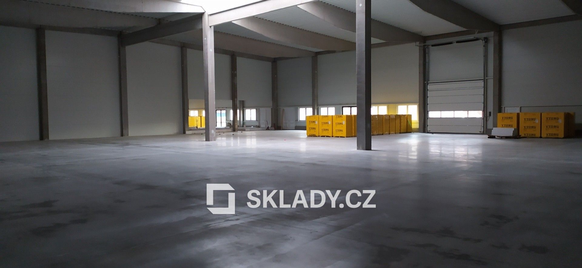 Sklady, Tábor, 1 300 m²