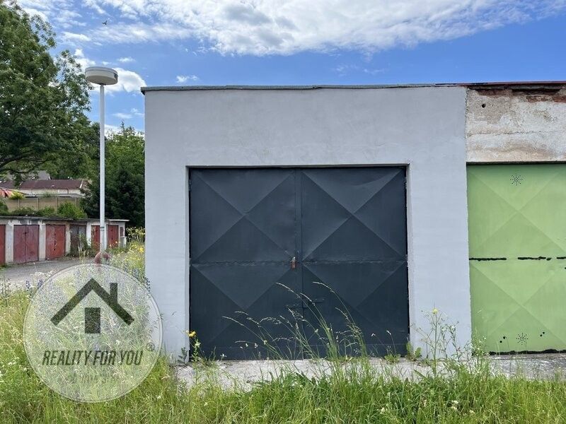 Garáže, Mladá Boleslav, 293 01