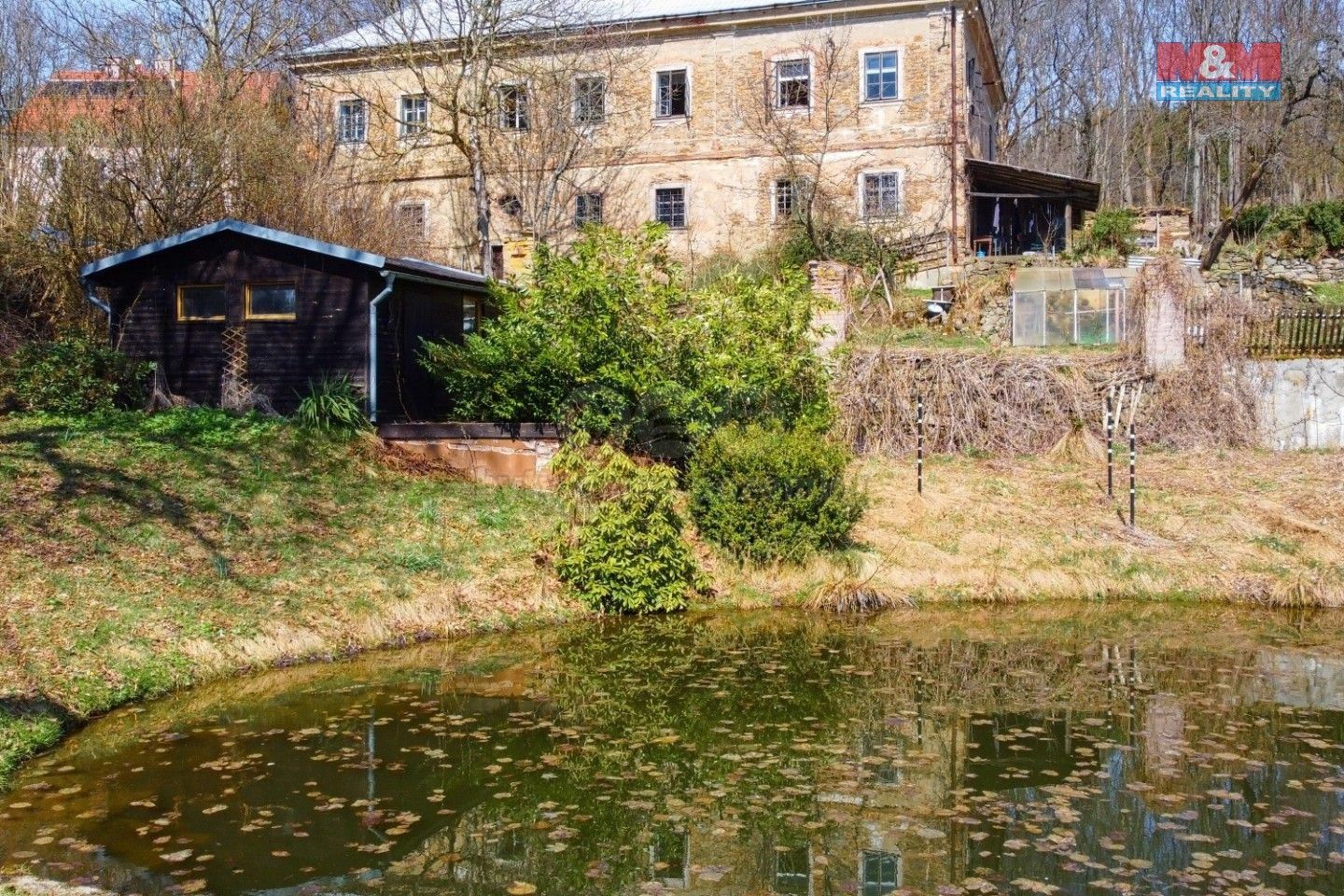 Chaty, Pístov, Chodová Planá, 18 m²