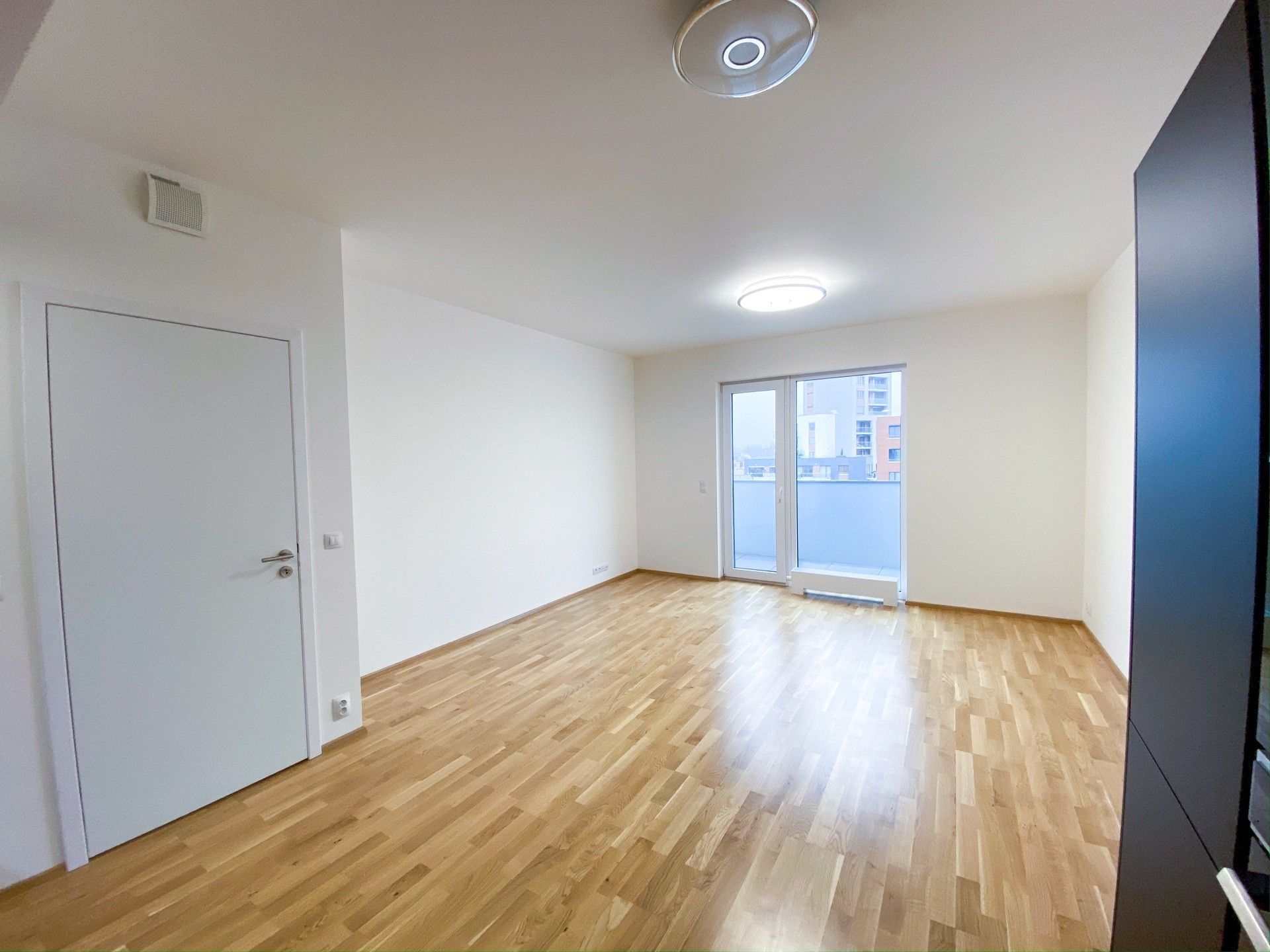 Pronájem byt 2+kk - Na Maninách, Praha, 58 m²