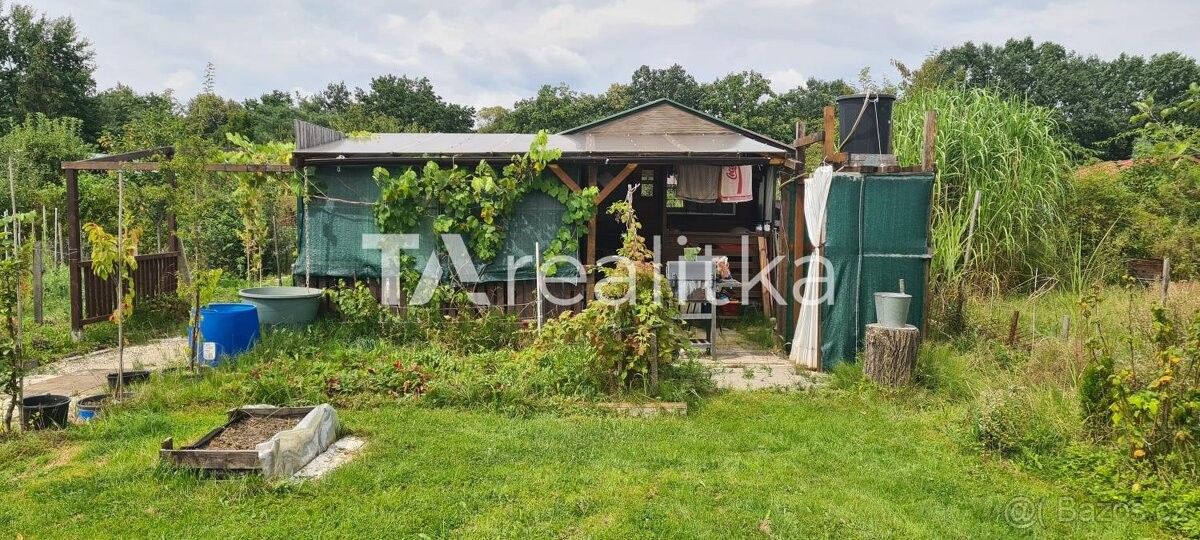 Zahrady, Karviná, 733 01