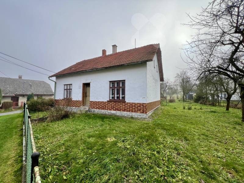 Rodinné domy, Hostašovice, 79 m²