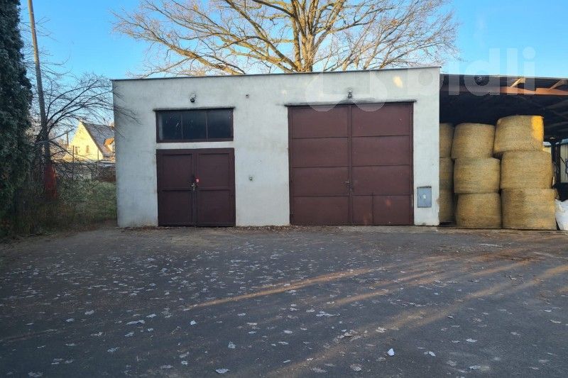 Garáže, České Budějovice 2, České Budějovice, 52 m²