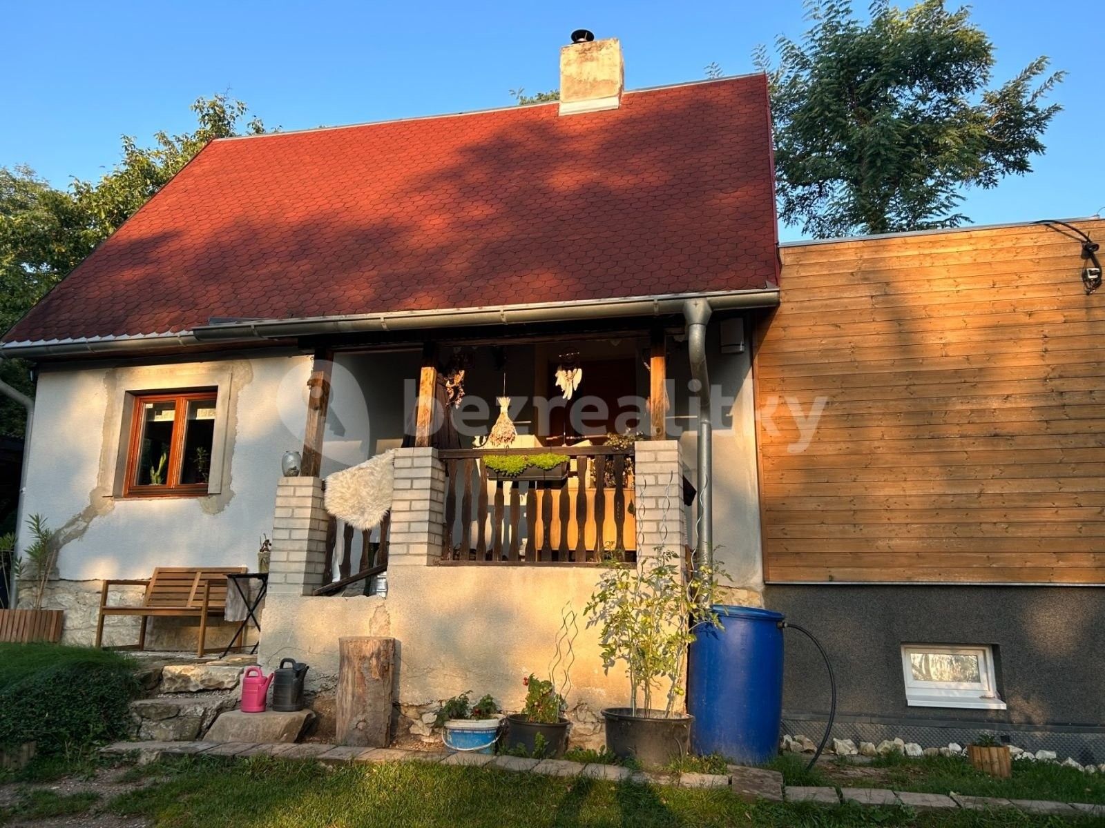 Chaty, Dolejší Hůrky, Postoloprty, 70 m²