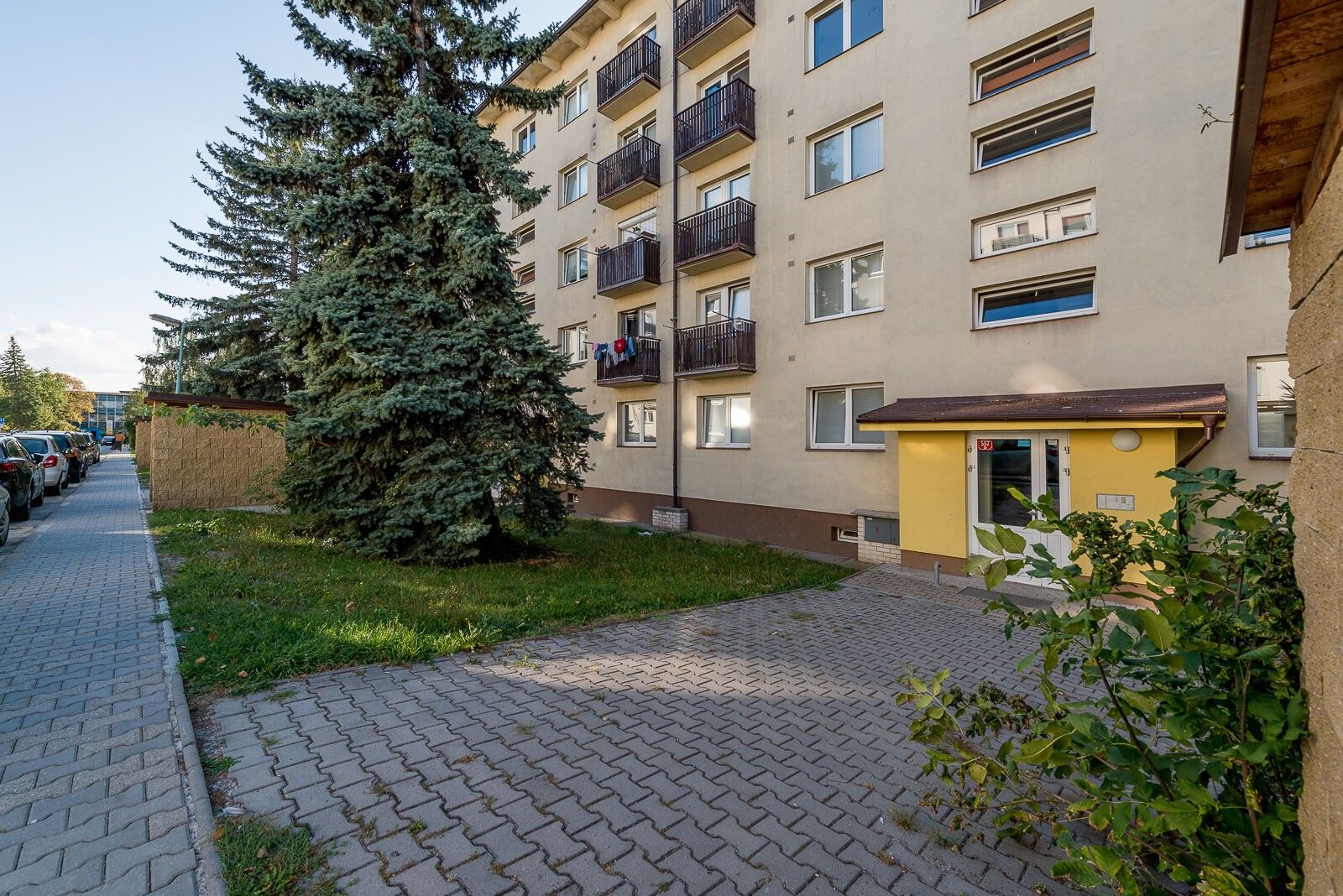 Prodej byt 3+1 - Spojovací, Milovice, 70 m²