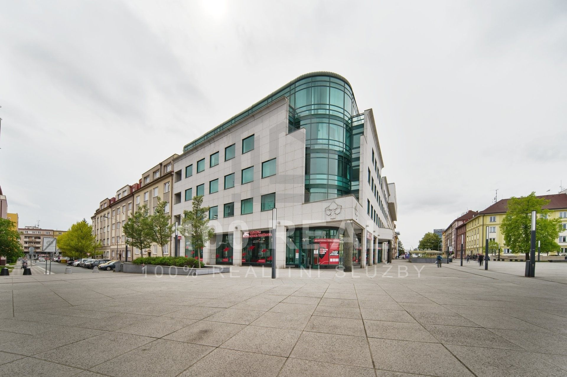 Obchodní prostory, náměstí 28. října, Hradec Králové, 17 m²