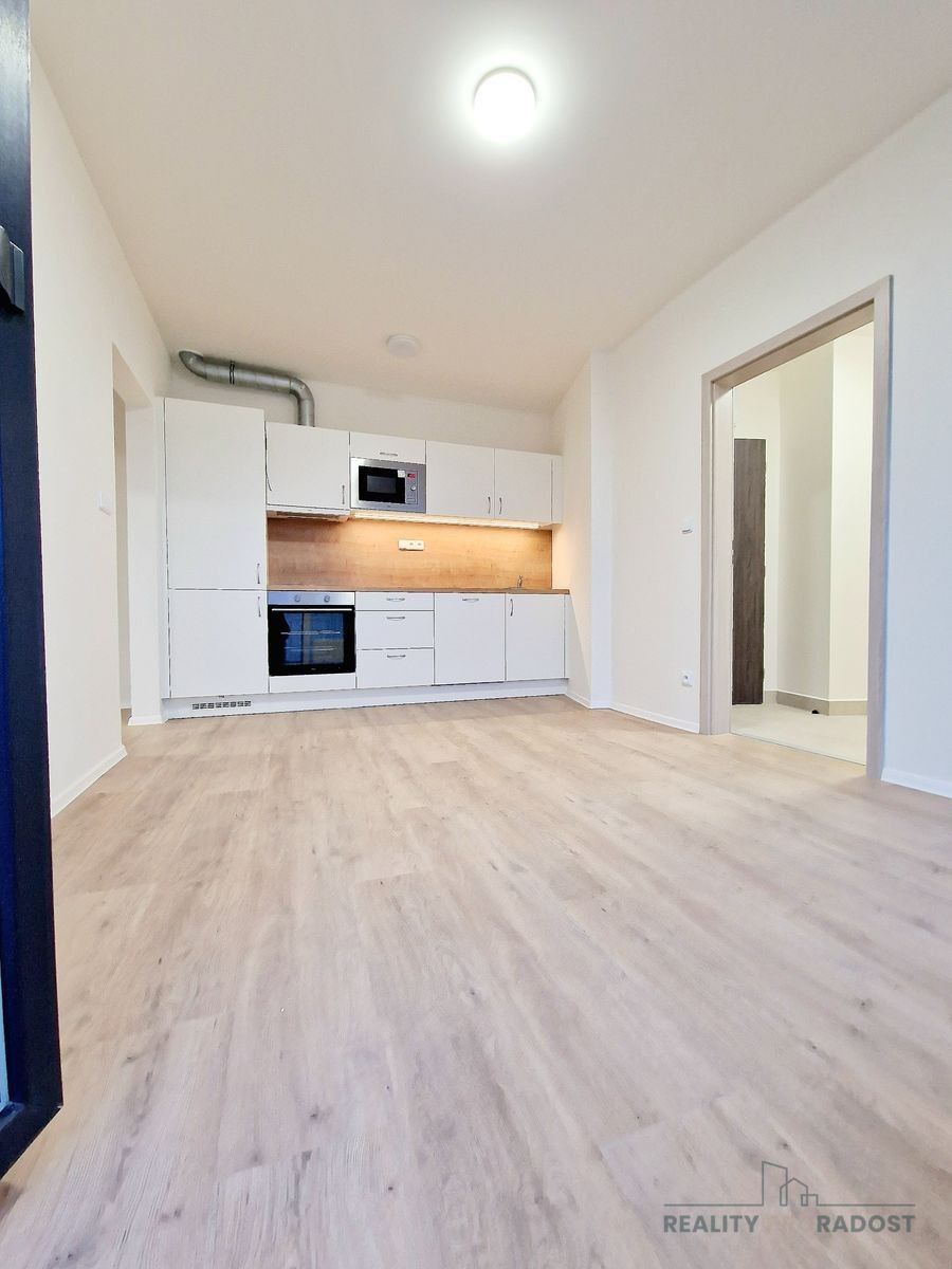 Pronájem byt 2+kk - Provazníkova, Brno, 36 m²