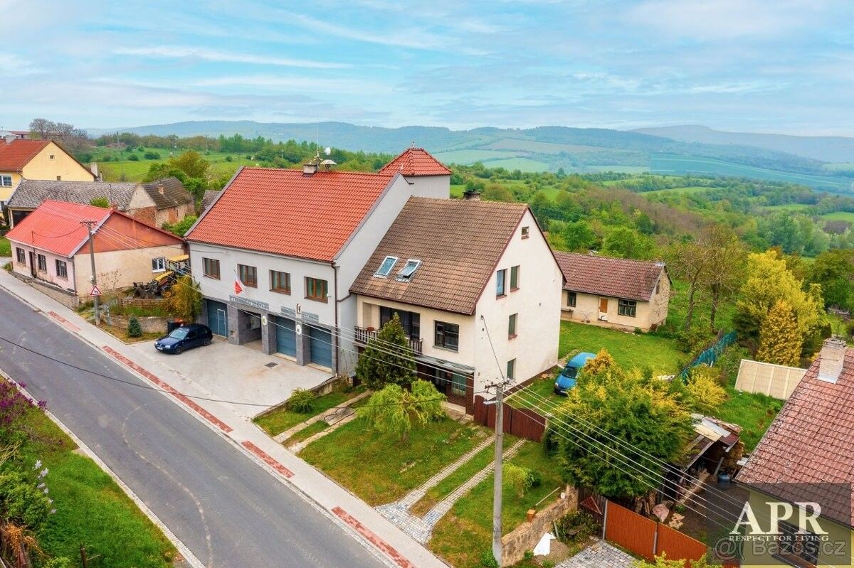 Prodej dům - Boršice u Buchlovic, 687 09, 193 m²