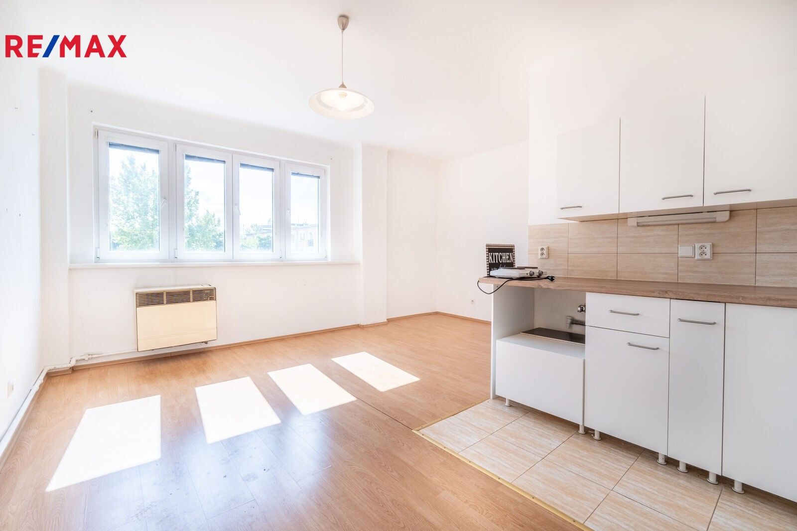 1+kk, Obětí 6. května, Praha, 27 m²