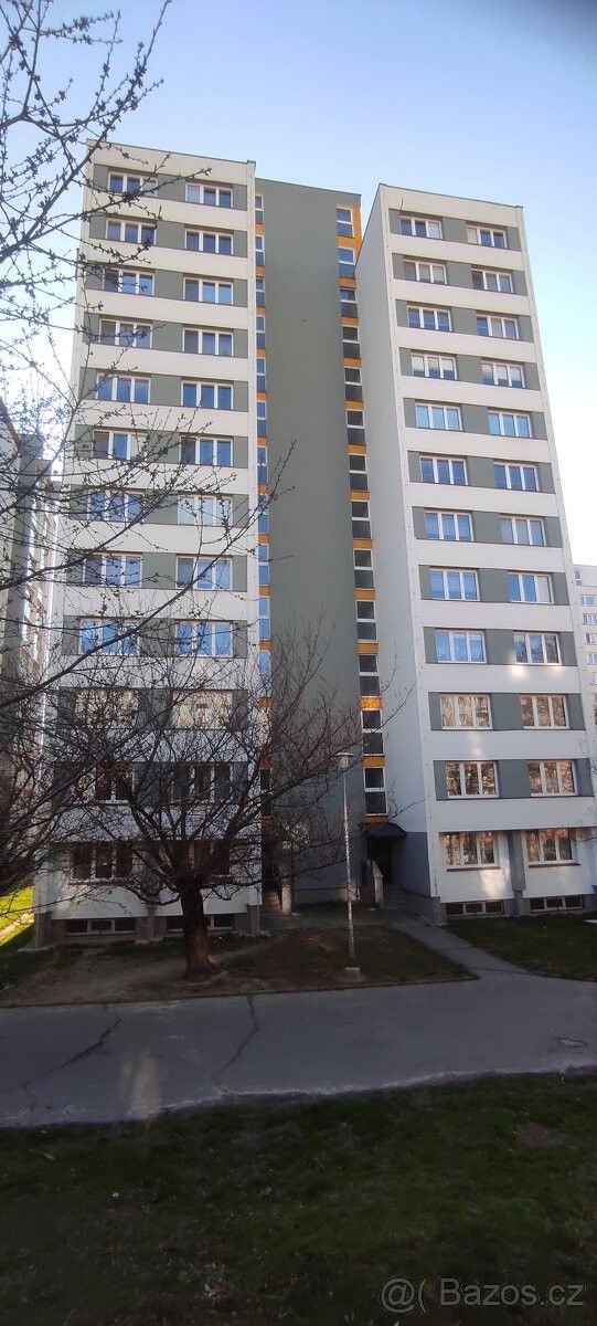 Byty, Ostrava, 700 30