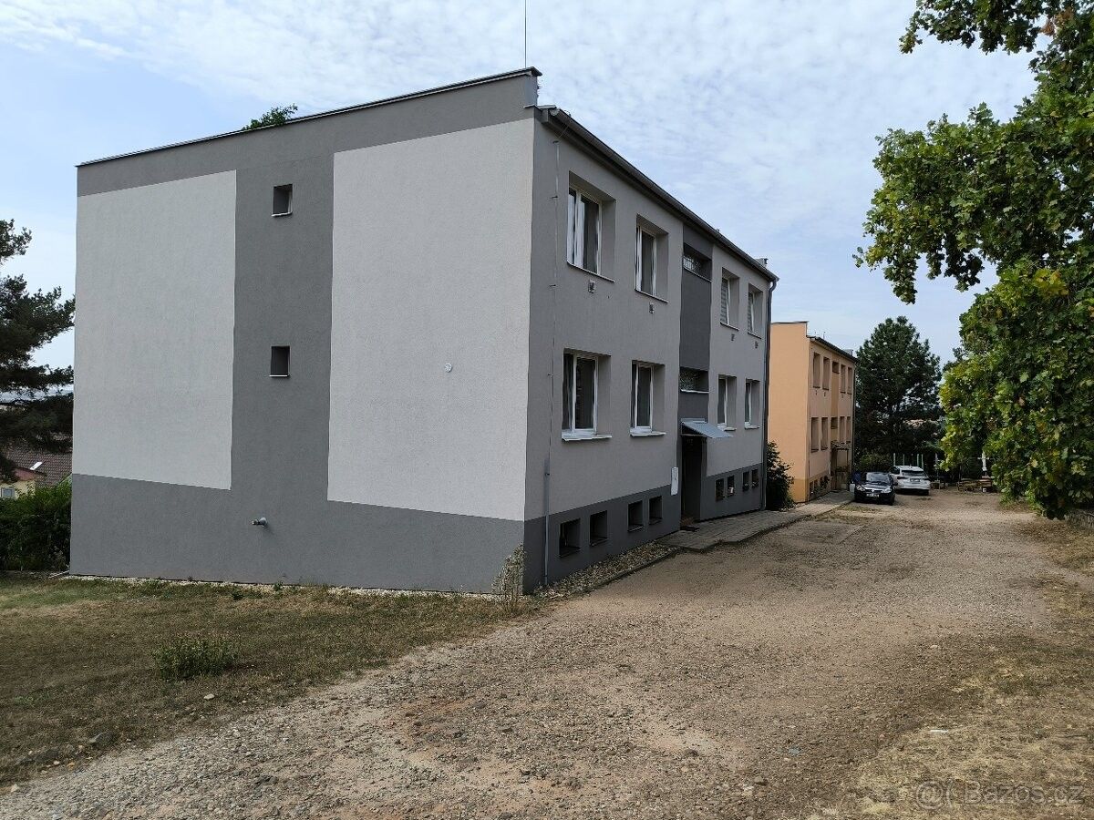 Prodej byt 3+1 - Moravský Krumlov, 672 01, 72 m²