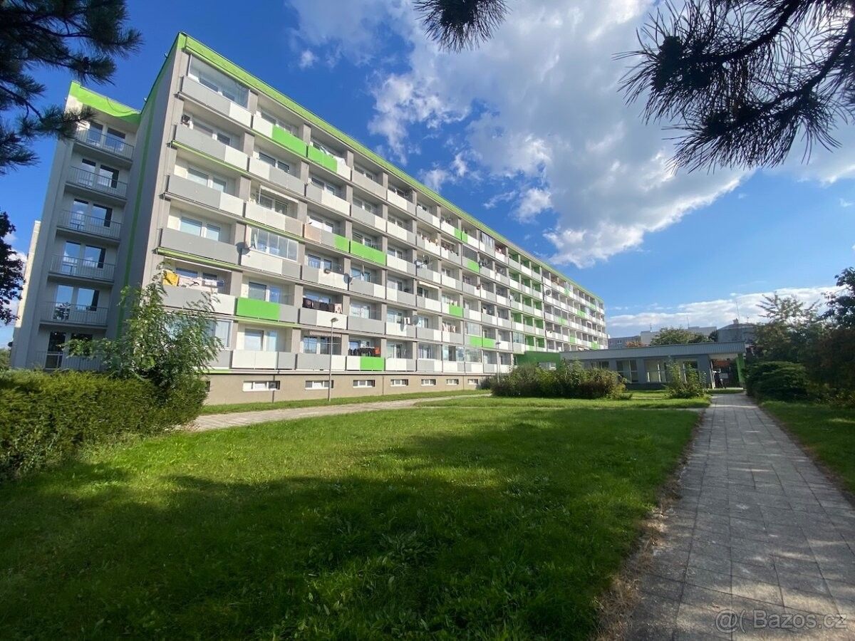 Byty, Hradec Králové, 500 12