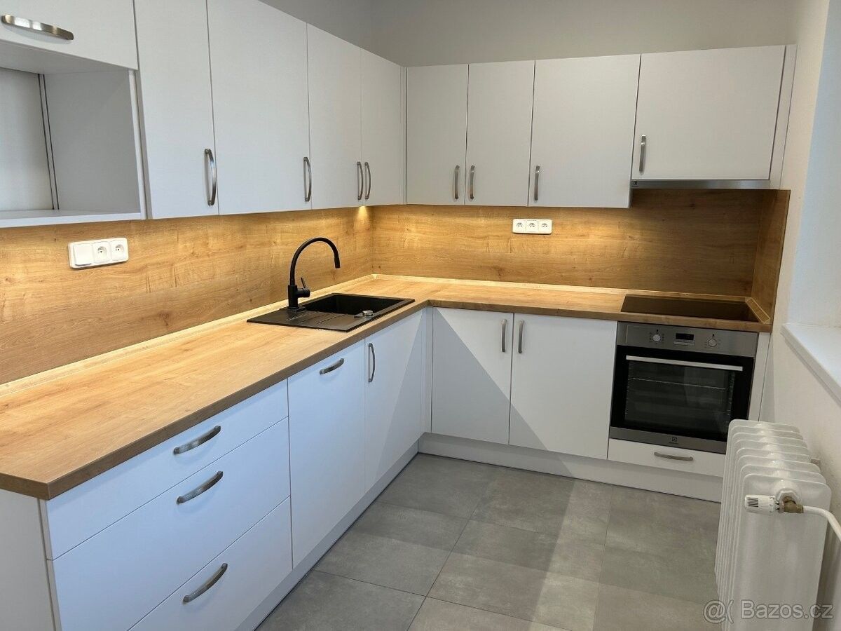 Byty, Jičín, 506 01