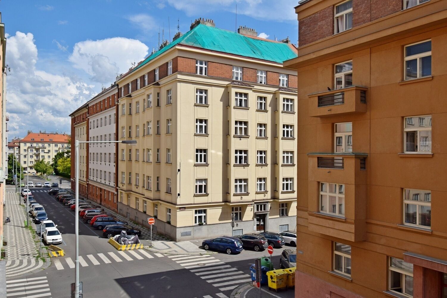 Pronájem byt 2+1 - Slezská, Praha, 65 m²