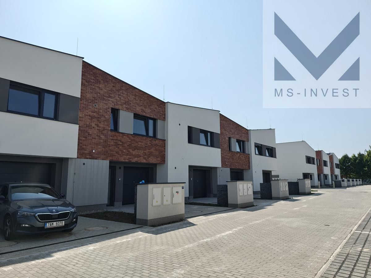 Prodej rodinný dům - Trabantská, Praha, 127 m²