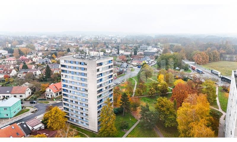 3+1, Bratří Štefanů, Hradec Králové, 74 m²