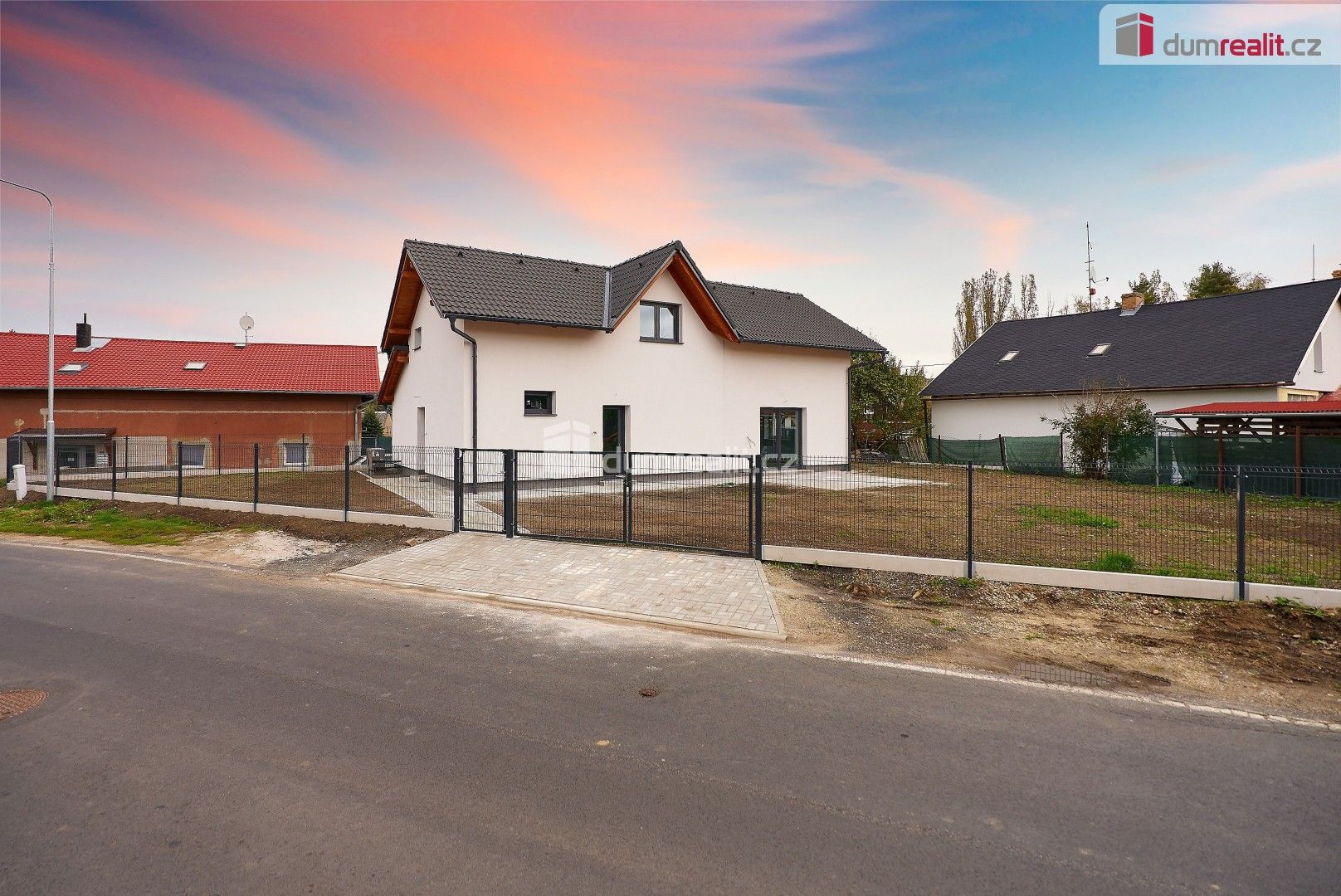 Rodinné domy, Loketská, Nové Sedlo, 134 m²