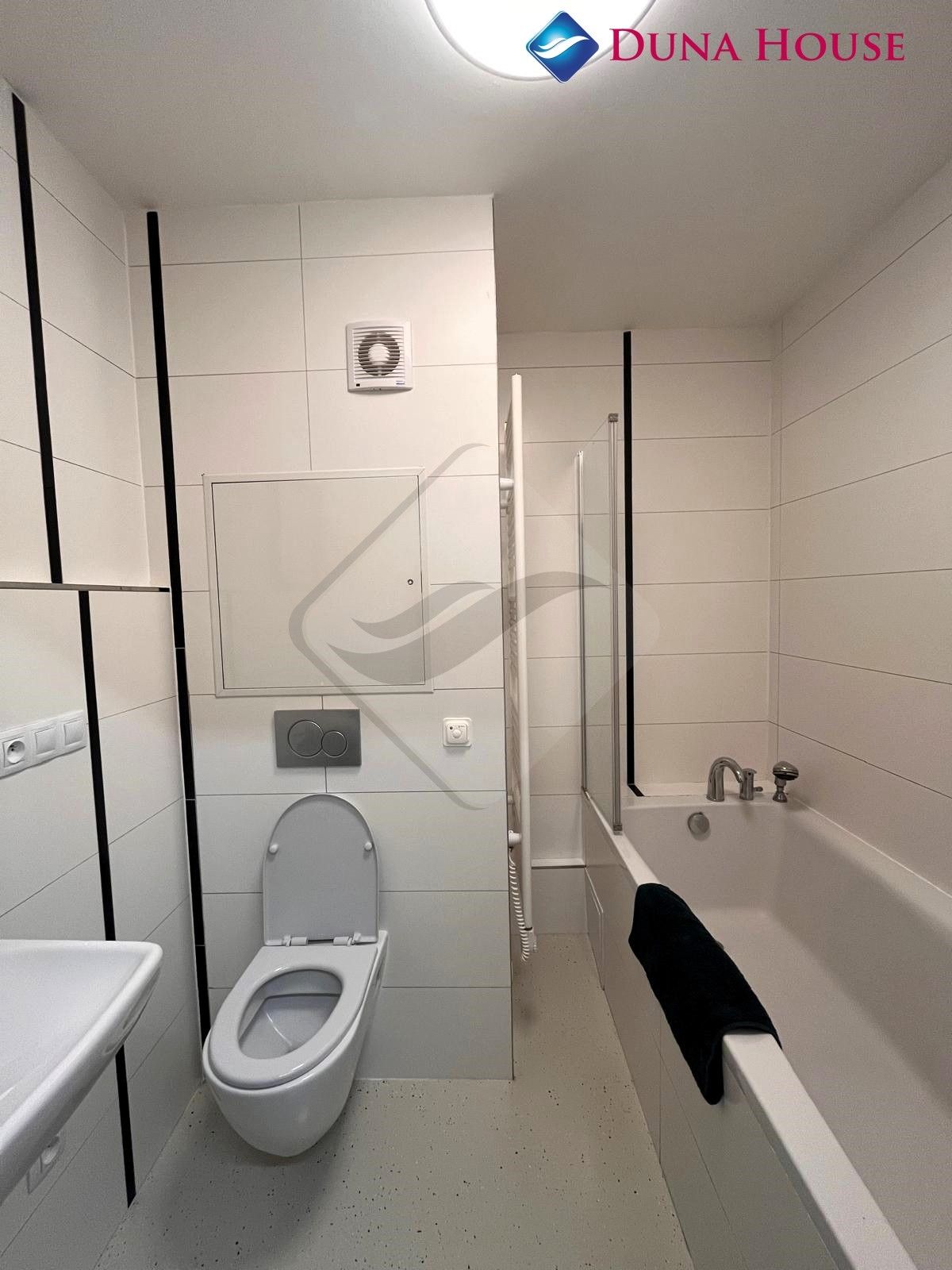 Prodej byt 2+kk - Volutová, Praha, 48 m²