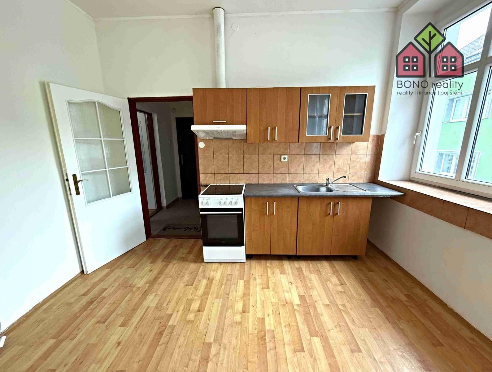 4+kk, B. Němcové, Krupka, 67 m²