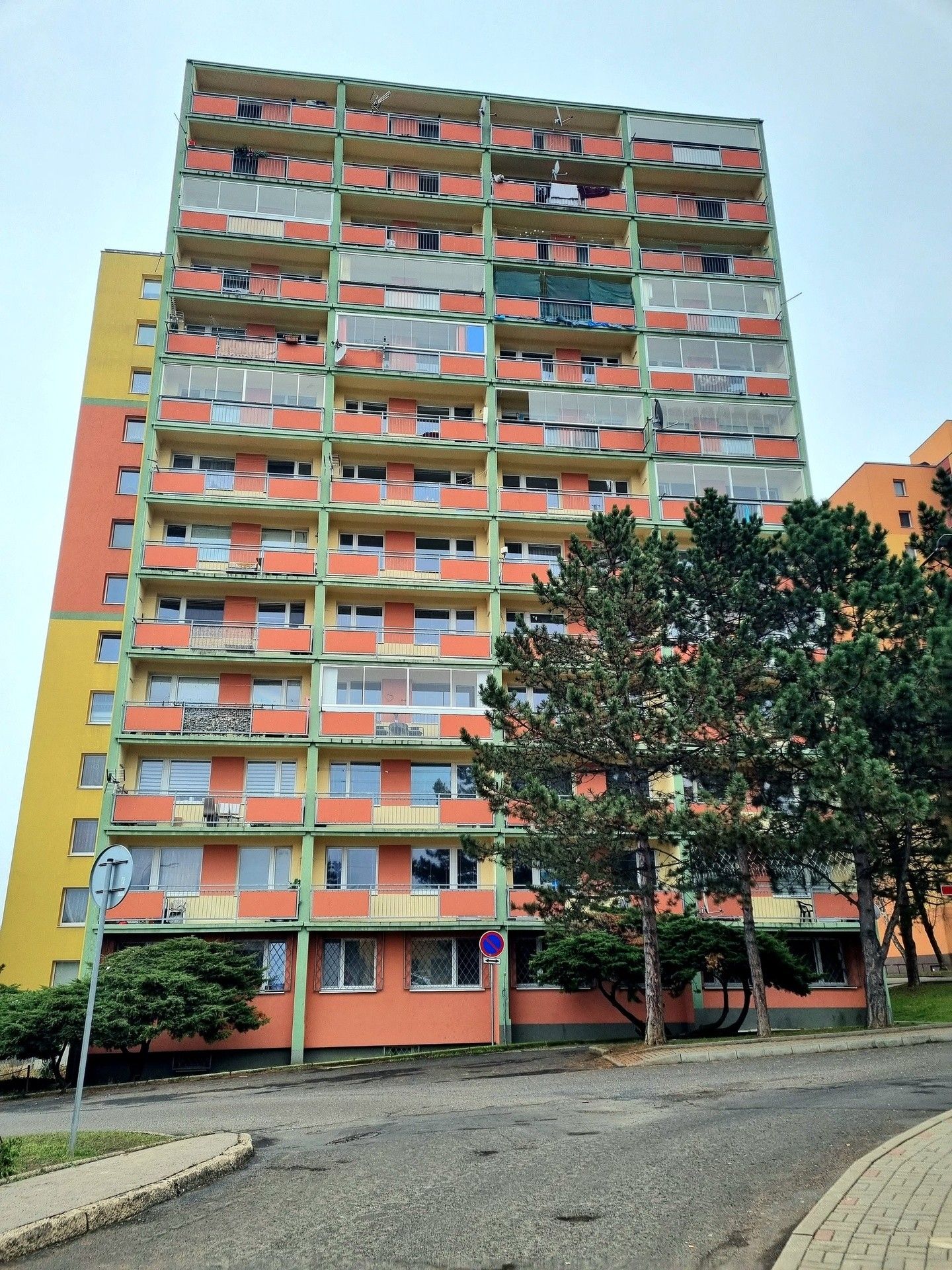 2+kk, Bezejmenná, Bílina, 49 m²