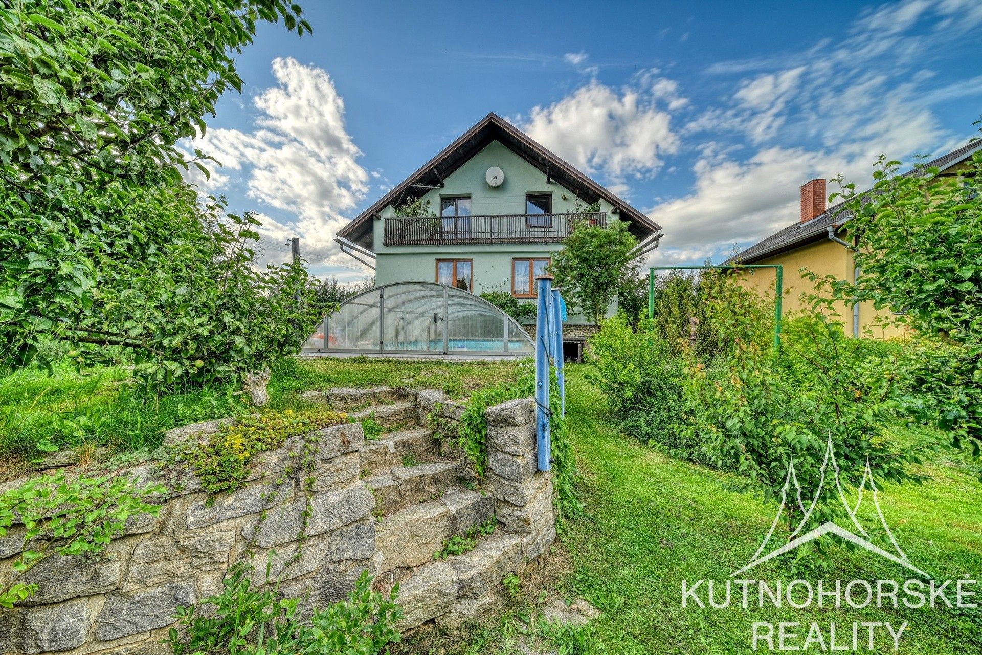 Rodinné domy, Zhoř, Červené Janovice, 144 m²