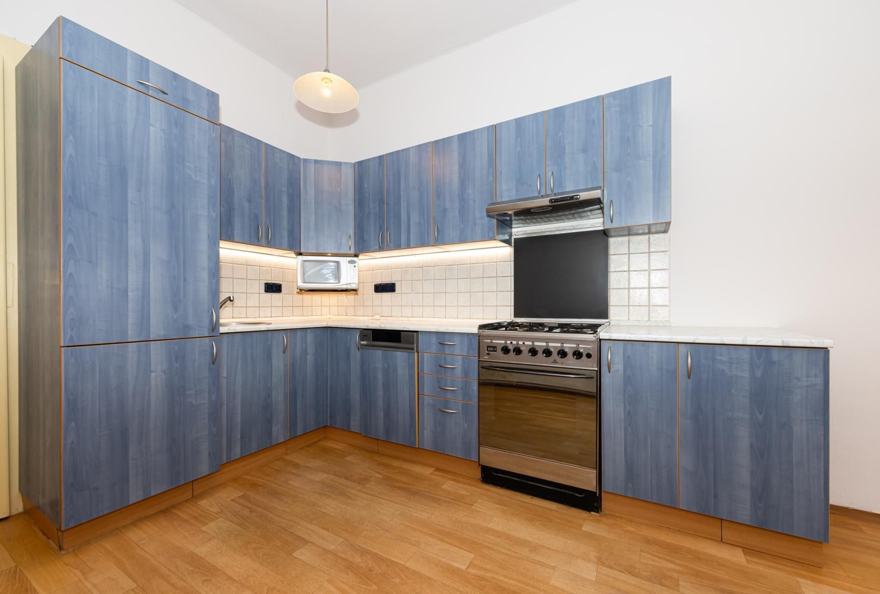 2+kk, Polská, Praha, 42 m²