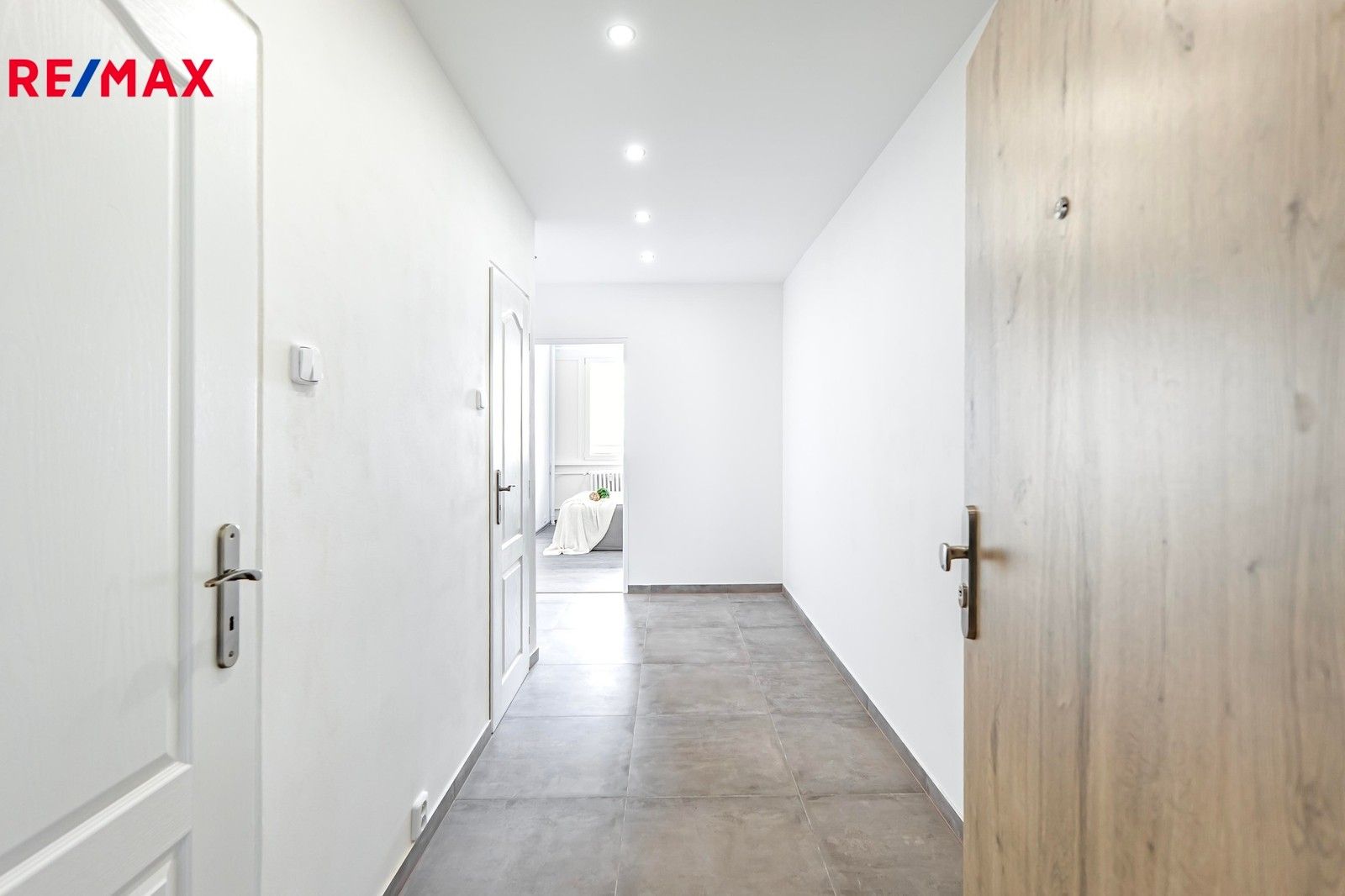 2+1, Bernolákova, Praha, 49 m²