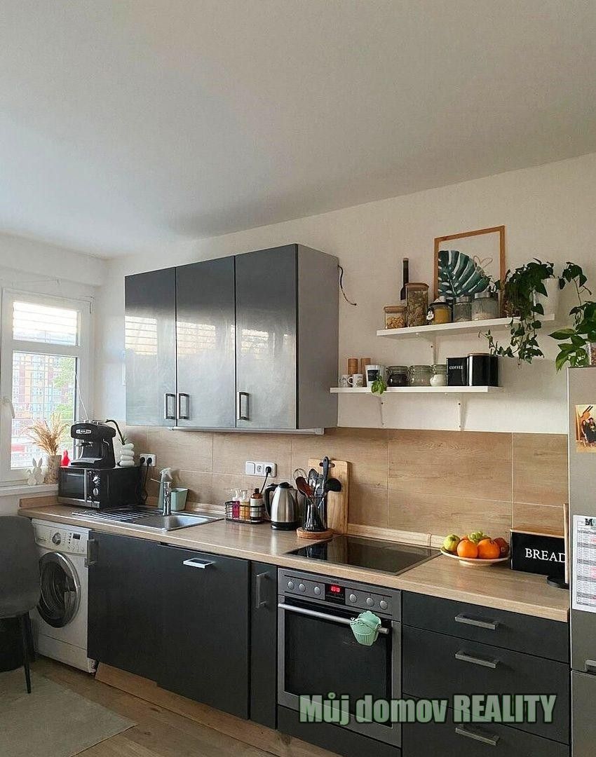 Pronájem byt 2+kk - U staré plynárny, Praha, 42 m²