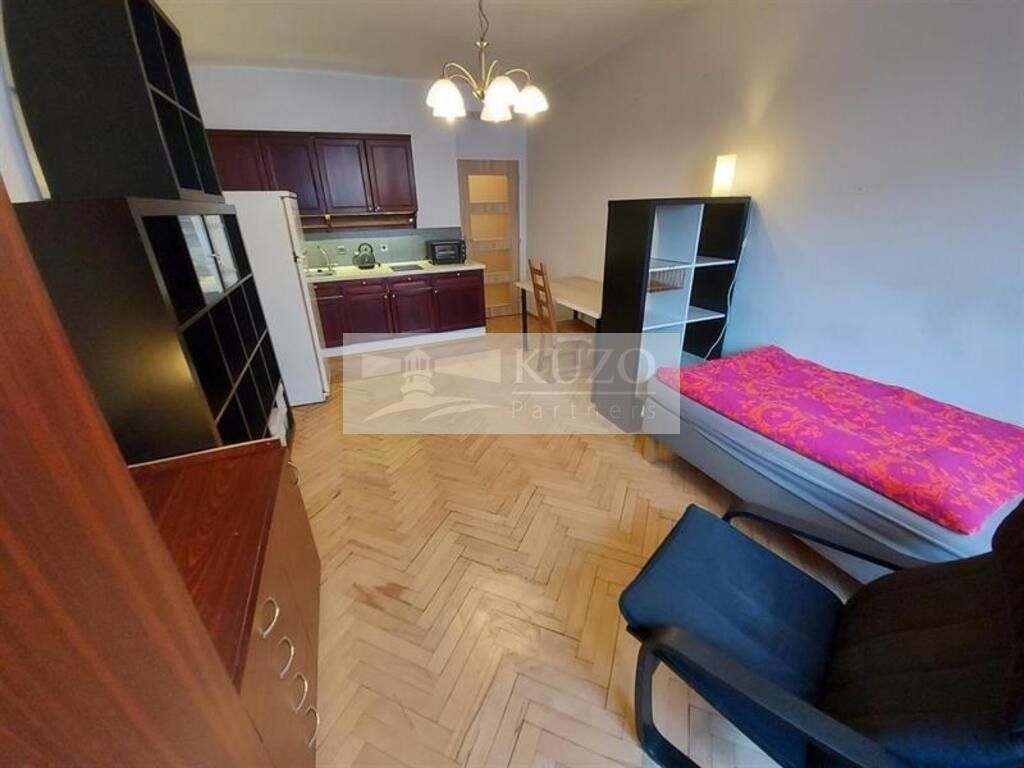 1+kk, Kamenická, Praha, 25 m²