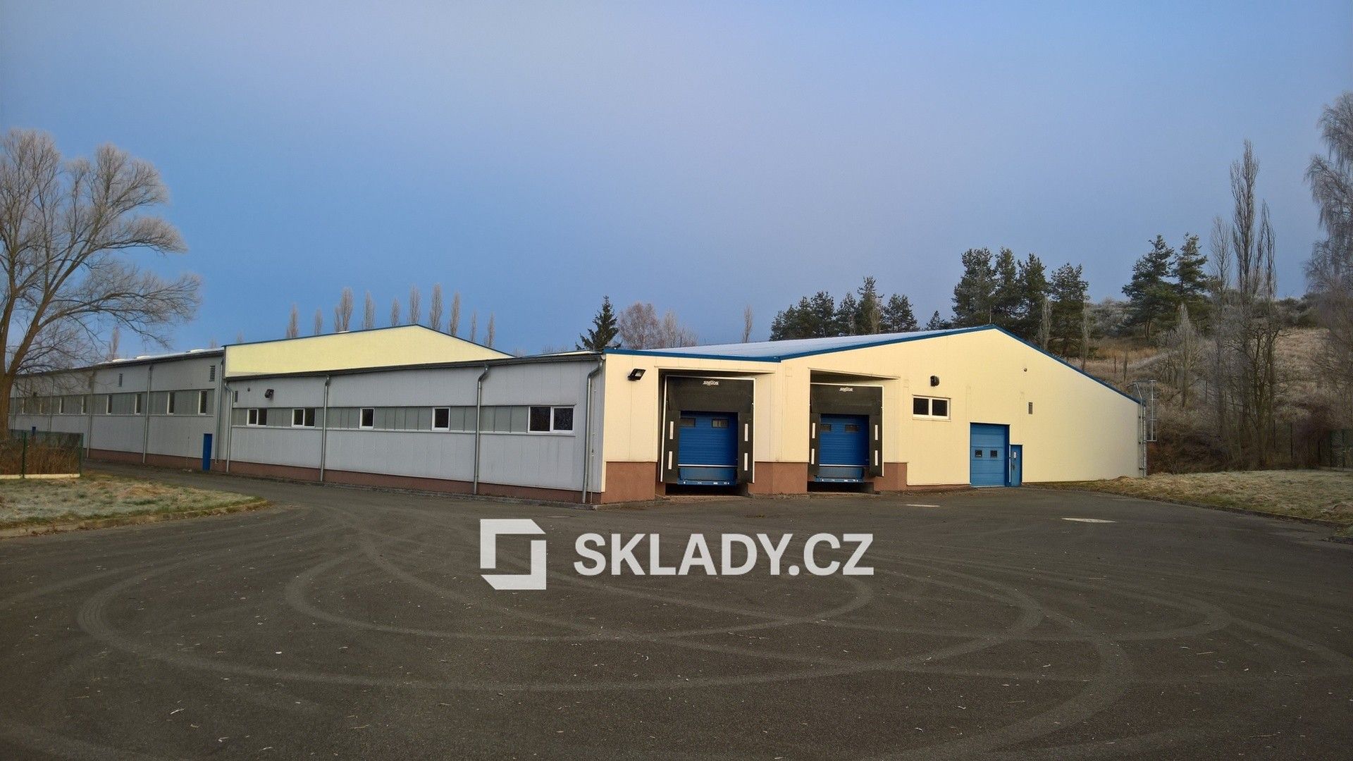 Sklady, Višňová, 2 700 m²