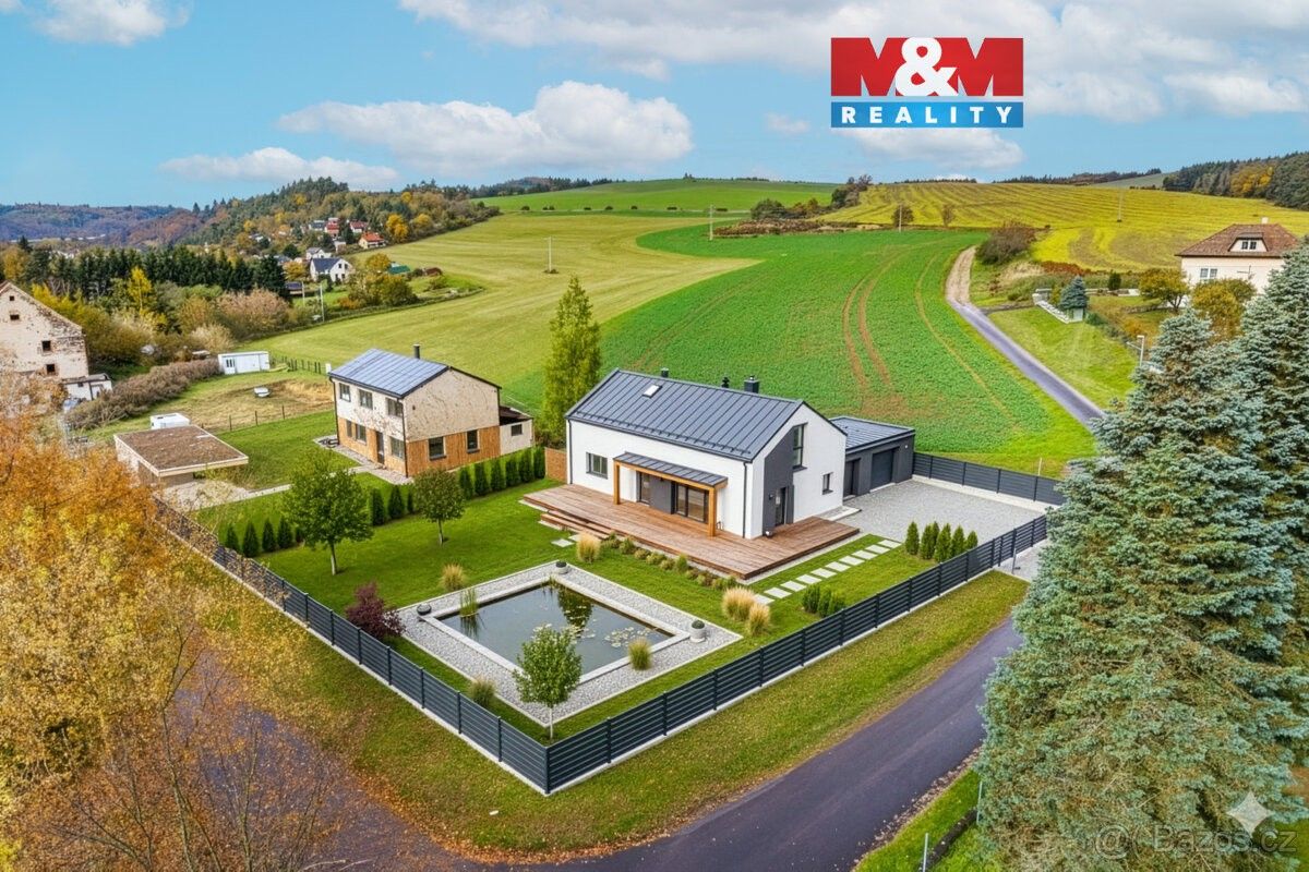 Pozemky pro bydlení, Chocerady, 257 24