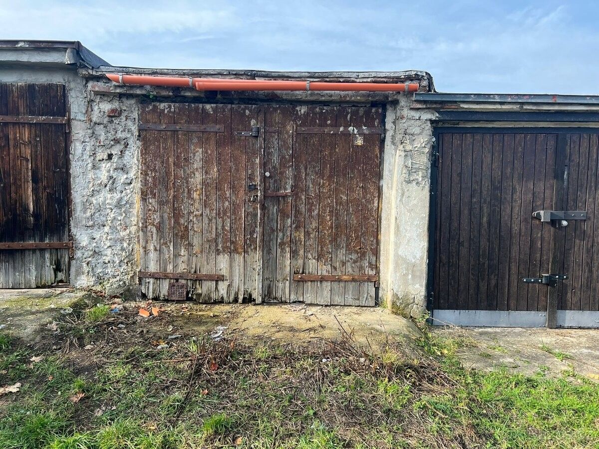 Garáže, Teplice, 415 03