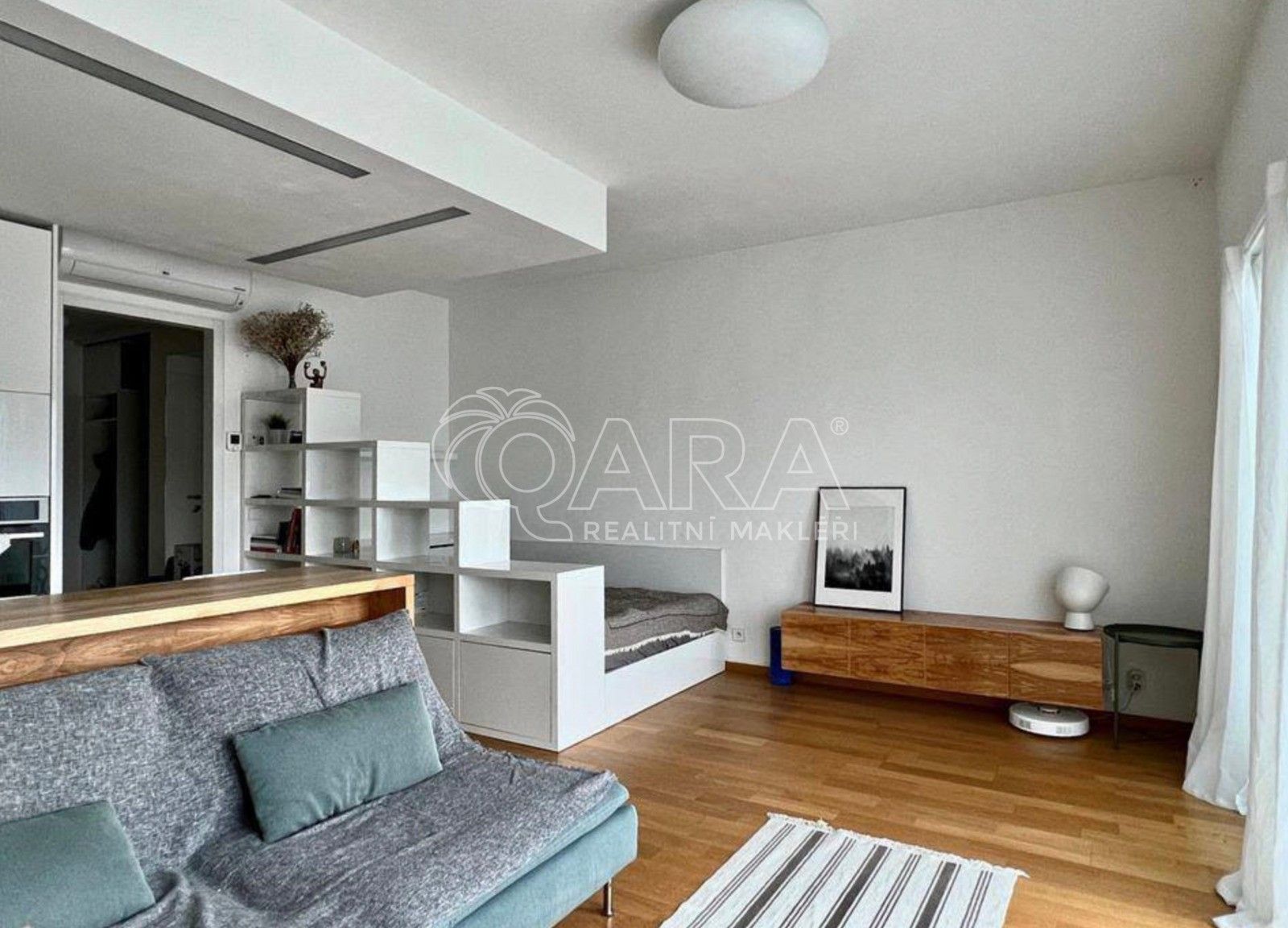 1+kk, Kobrova, Praha, 41 m²