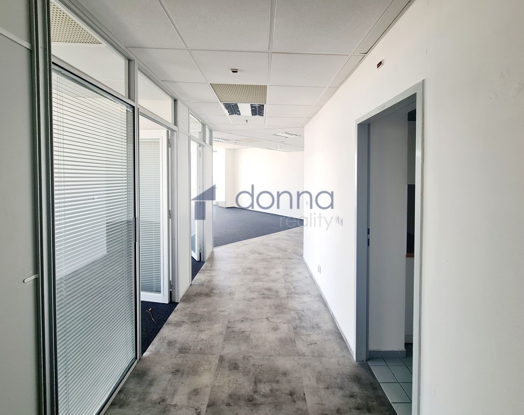 Pronájem kancelář - Na strži, Praha, 69 m²