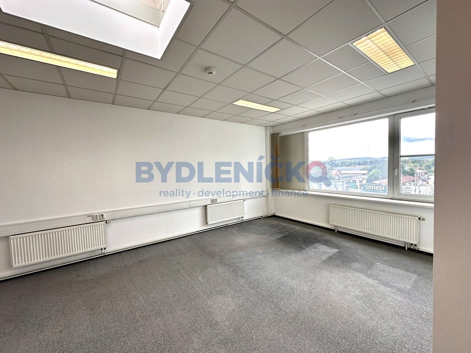 Pronájem kancelář - Pražská tř., České Budějovice, 140 m²