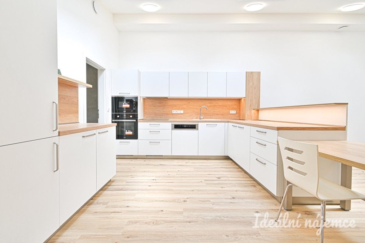 Rodinné domy, Podolí, 117 m²